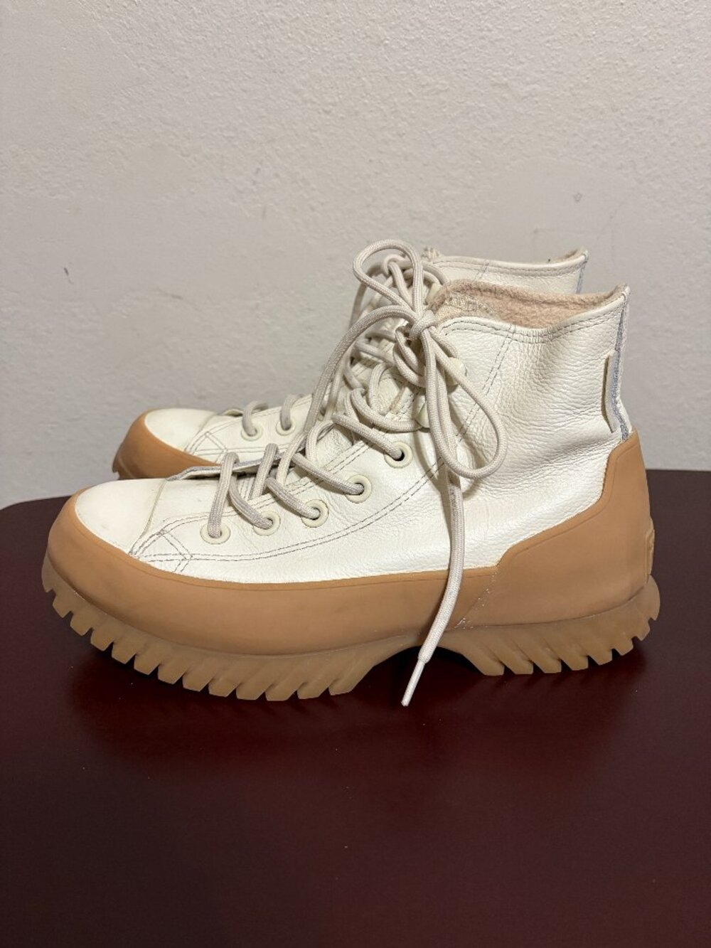Converse All Star Winter Lugged Leather Boots Size 6